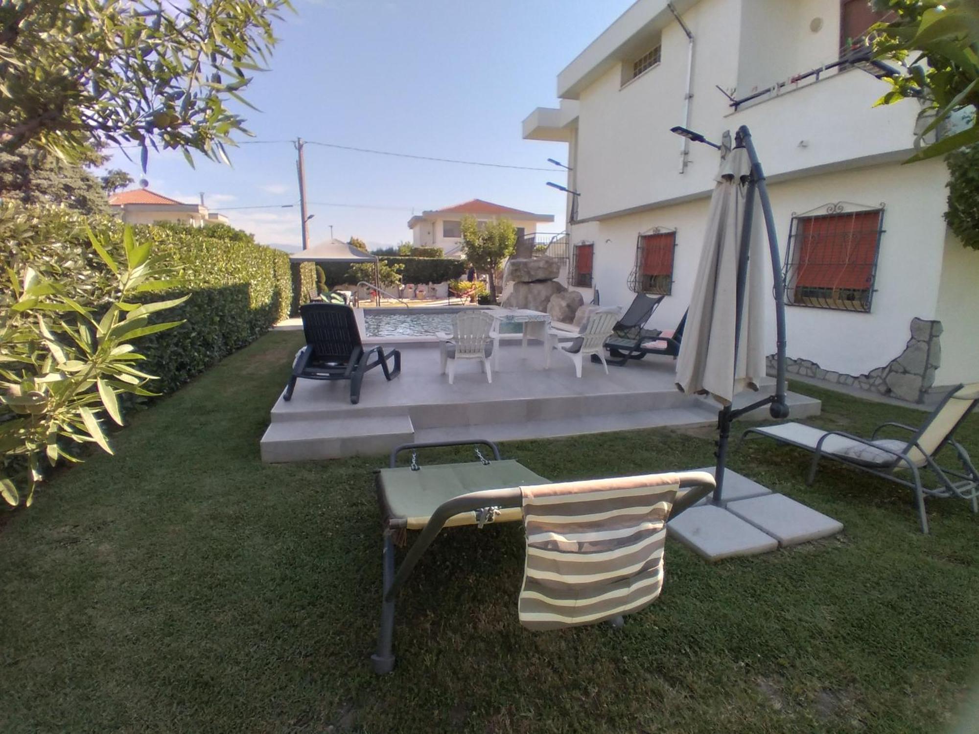 Villa Miriade B&B Paestum Exteriör bild